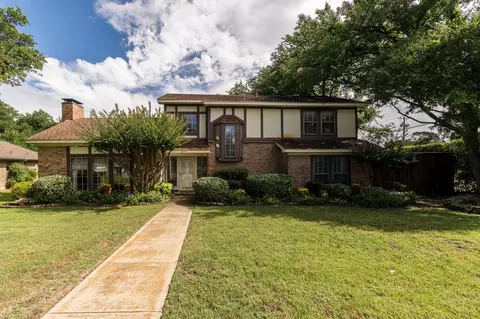 2115 Portsmouth Dr, Richardson, TX 75082