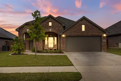 1084 Imperial Eagle Rd, Alvarado, TX 76009