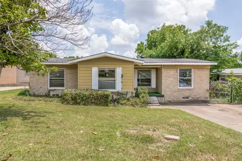 1112 E Ann Arbor Ave, Dallas, TX 75216