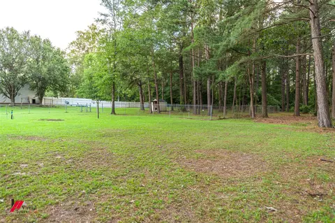 Exterior - 1580 Machen Dr, Springhill, LA 71075 photo 6 of 8