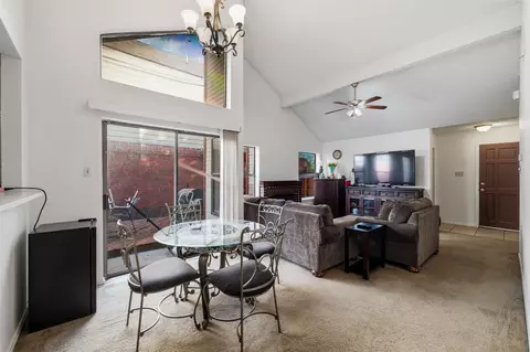 10464 Woodleaf Dr, Dallas, TX 75227