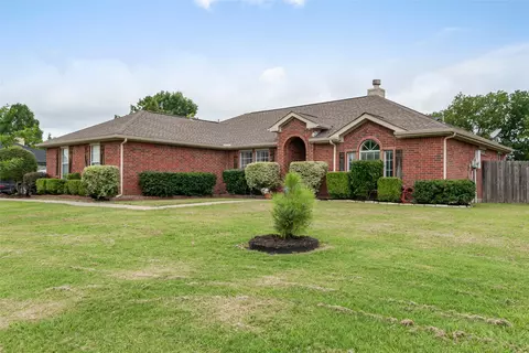 105 Margaret St, Royse City, TX 75189