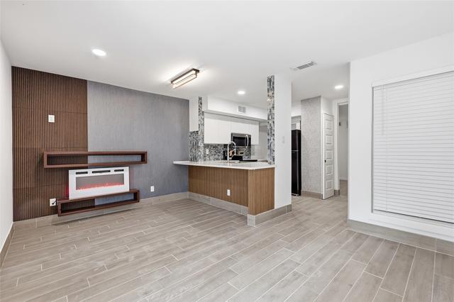 9815 Walnut St #114, Dallas, TX 75243