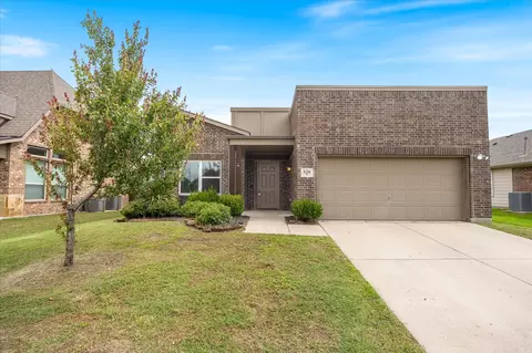 620 England St, Fate, TX 75189