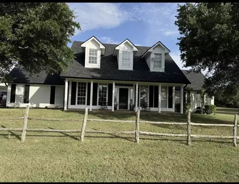 785 Tweedy Rd, Valley Mills, TX 76689