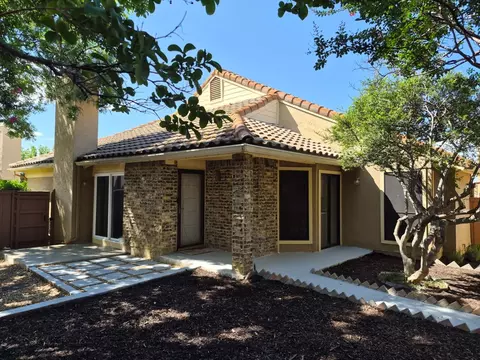 4267 Cuesta Dr #1, Irving, TX 75038