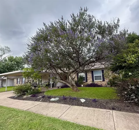 6425 Old Mill Cir, Watauga, TX 76148