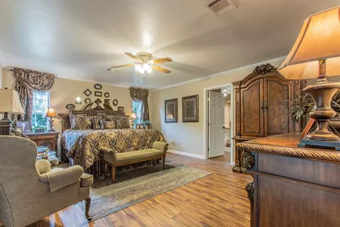 Bedroom - 550 Creek Rd, Lorena, TX 76655 photo 1 of 3