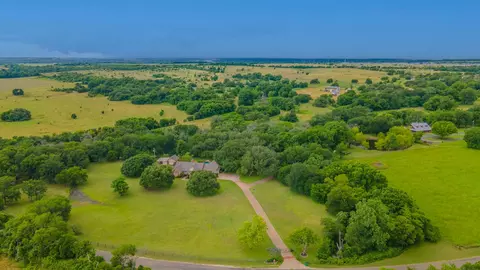 View/Area - 550 Creek Rd, Lorena, TX 76655 photo 1 of 2