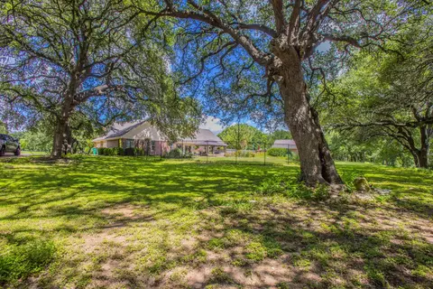Exterior - 550 Creek Rd, Lorena, TX 76655 photo 12 of 12
