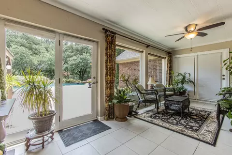 Exterior - 550 Creek Rd, Lorena, TX 76655 photo 2 of 12