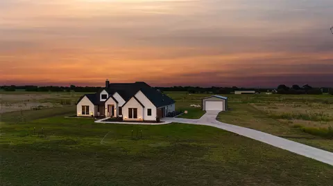 12262 Fm 1384, Justin, TX 76247