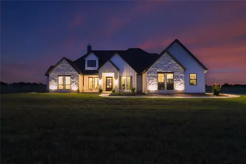 12262 Fm 1384, Justin, TX 76247