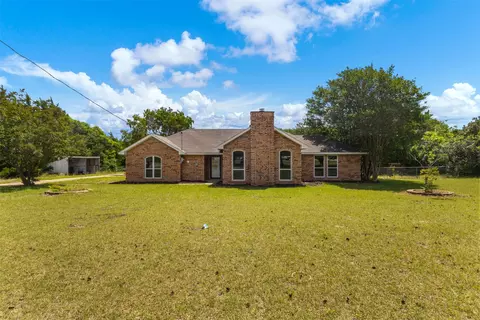 1940 Elm Creek Ln, Midlothian, TX 76065