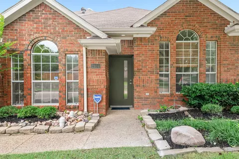 2104 Old Mcgarrah Rd, Mckinney, TX 75072