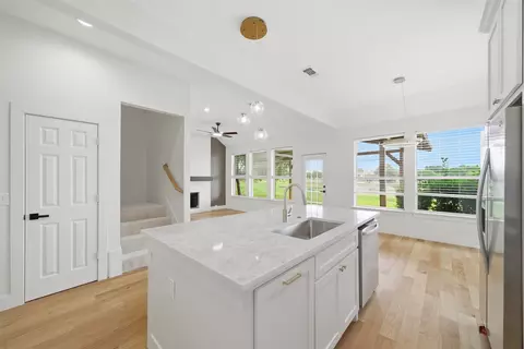 2104 Old Mcgarrah Rd, Mckinney, TX 75072