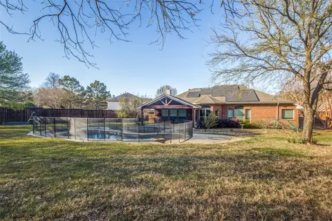 5220 White Pine Dr, Flower Mound, TX 75028