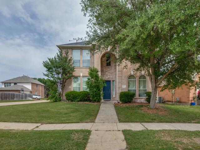 6701 Kinross Dr, Arlington, TX 76002