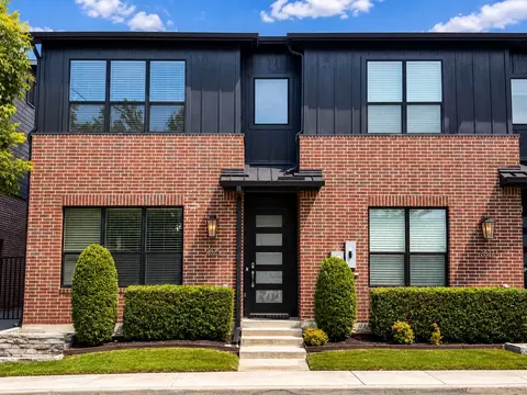 2825 Stanley Ave, Fort Worth, TX 76110