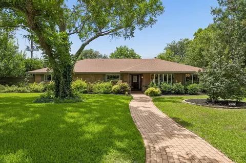4166 Goodfellow Dr, Dallas, TX 75229