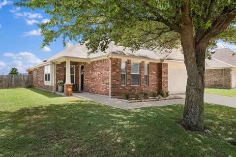 14152 Rodeo Daze Dr, Haslet, TX 76052