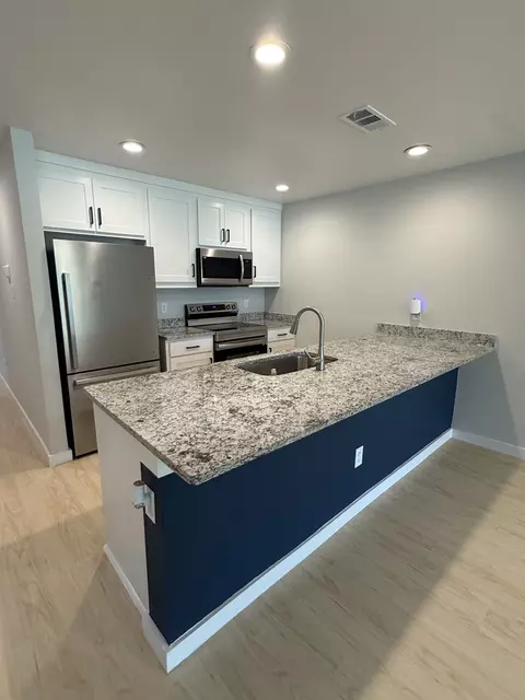 Kitchen - 505 Thomas St, Terrell, TX 75160 photo 1 of 2
