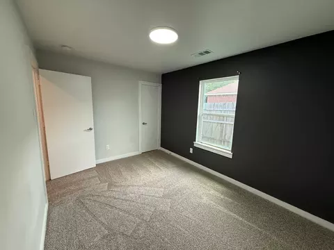 Bedroom - 505 Thomas St, Terrell, TX 75160 photo 6 of 7