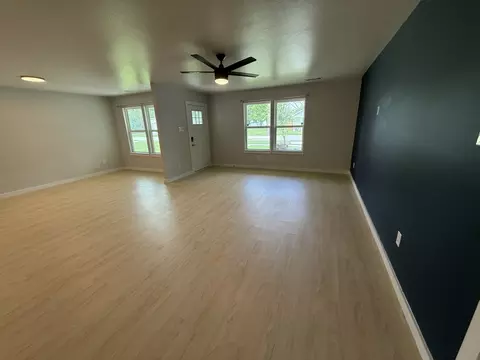 Living - 505 Thomas St, Terrell, TX 75160 photo 3 of 3