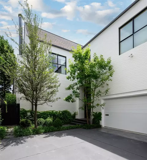 3511 Springbrook St, Dallas, TX 75205