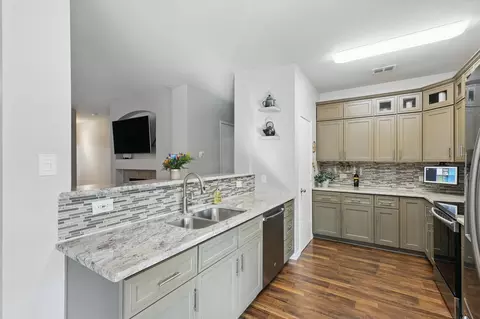 1816 Marble Cove Ln, Denton, TX 76210
