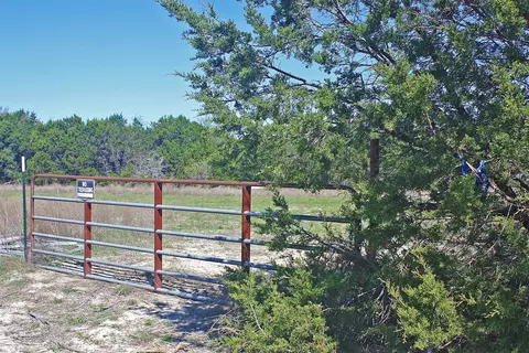 5272 Fm 2174, Cleburne, TX 76033
