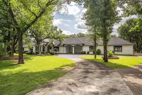 Exterior - 980 Ranch Rd, Argyle, TX 76226 photo 1 of 5