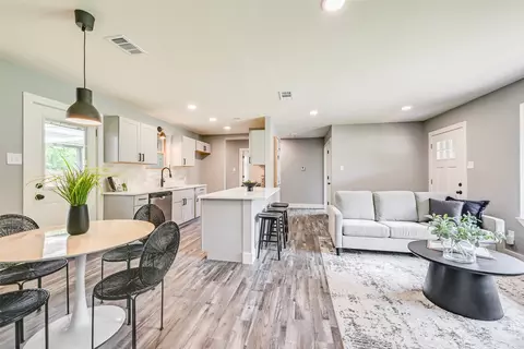 2609 Inadale Ave, Dallas, TX 75228