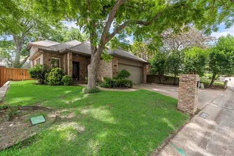 2314 Club Oaks Ct, Mckinney, TX 75072