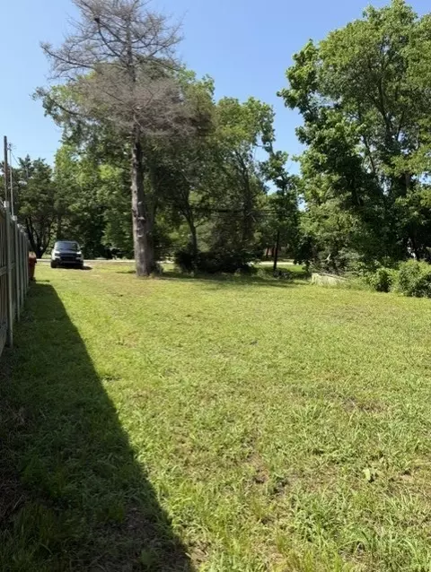 931 E Jefferson St, Van Alstyne, TX 75495