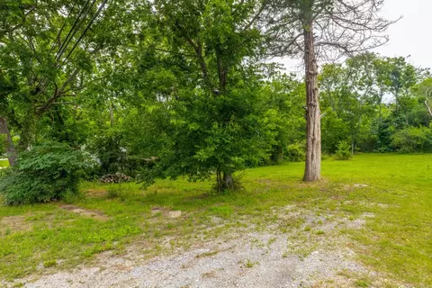 931 E Jefferson St, Van Alstyne, TX 75495