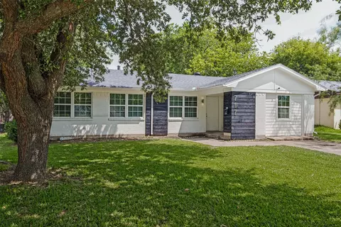 717 Willowbrook Dr, Mesquite, TX 75149
