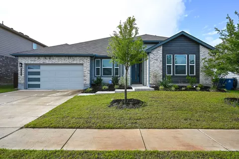 725 Golden Gate Park Rd, Alvarado, TX 76009