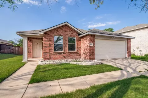 1009 Lowndes Ln, Wylie, TX 75098