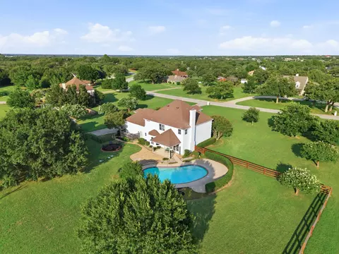 1301 Rolling Acres Dr, Argyle, TX 76226