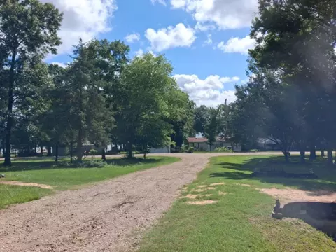 278 E Cedar Ln, Murchison, TX 75778 photo 3