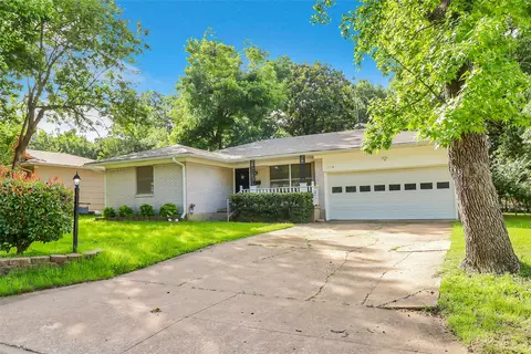 1118 W Mcgee St, Sherman, TX 75092