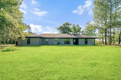 123 County Road 35930, Powderly, TX 75473