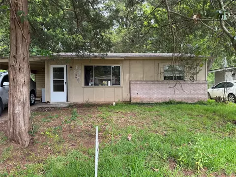 1204 Lampkin St, Bossier City, LA 71111