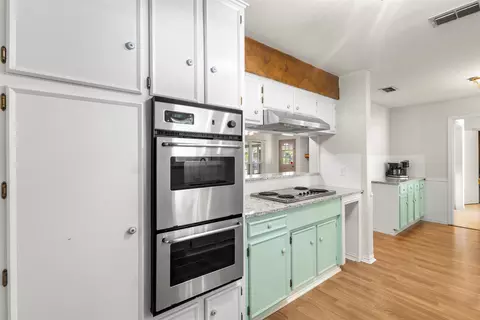 Kitchen - 103 Cedar Dr, Oak Leaf, TX 75154 photo 4 of 4