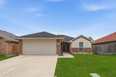3140 Evangeline Rd, Fort Worth, TX 76140