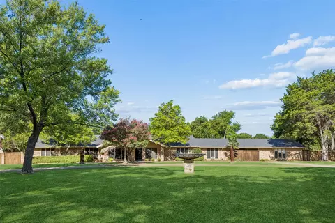 1303 Heather Glen St, Duncanville, TX 75137