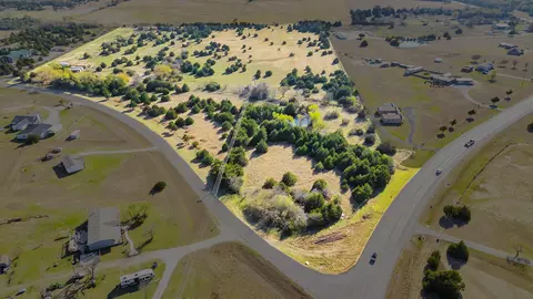 15223 S Fm 372, Valley View, TX 76272