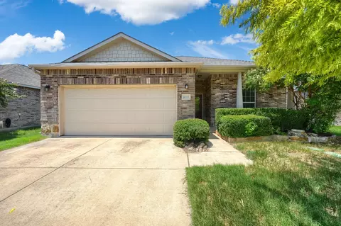 10233 Pyrite Dr, Fort Worth, TX 76131