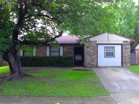 726 Holliday Ln, Duncanville, TX 75116